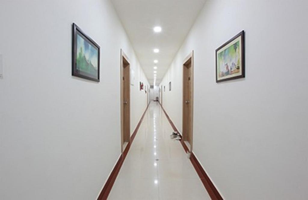 Hotel Anjali Park Коттаям Экстерьер фото